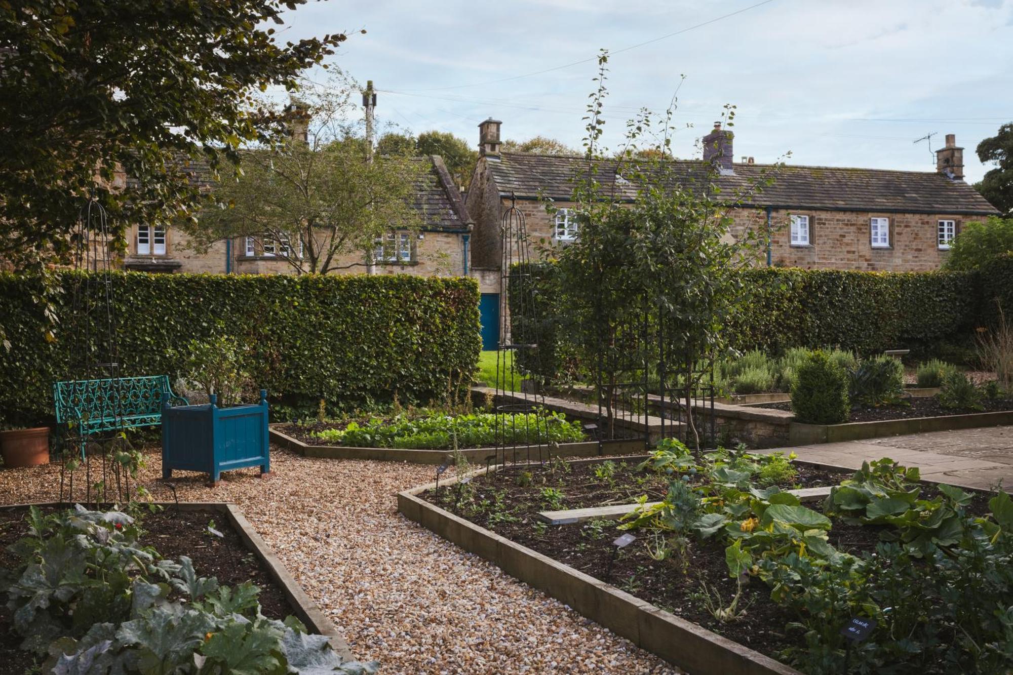The Pilsley Inn - Chatsworth Баслоу Екстериор снимка