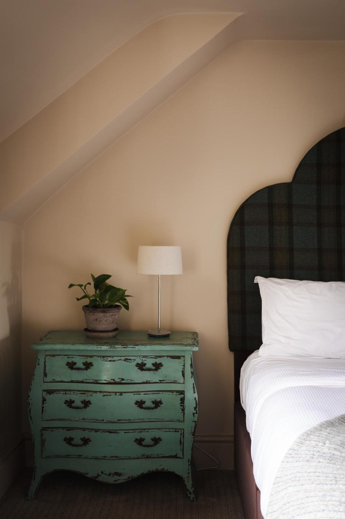 The Pilsley Inn - Chatsworth Баслоу Екстериор снимка